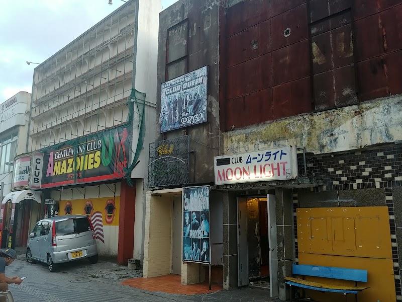 クラブクイーン 沖縄県沖縄市上地 ライブ会場 グルコミ