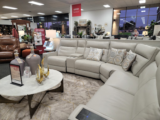 Jeromes Furniture & Mattress Store image