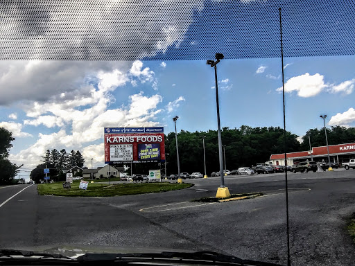 Grocery Store «Karns Foods», reviews and photos, 413 Forge Rd, Boiling Springs, PA 17007, USA