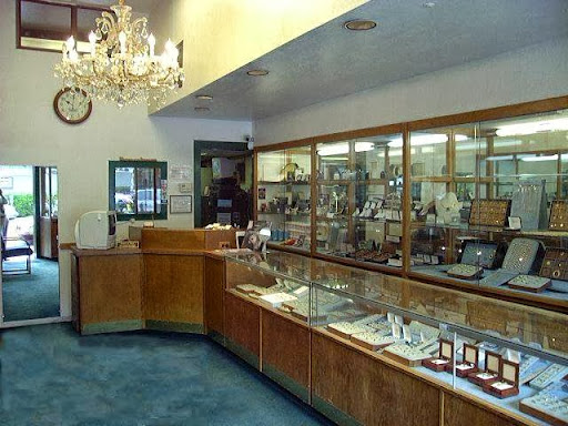 Watch Repair Service «Montclair Jewelers Inc», reviews and photos, 2083 Mountain Blvd, Oakland, CA 94611, USA