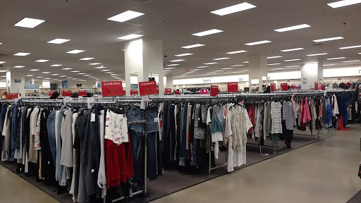 Department Store «Nordstrom Rack Bergen Town Center», reviews and photos, 510 Bergen Town Center, Paramus, NJ 07652, USA