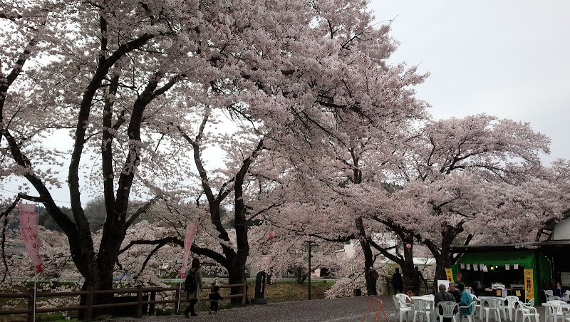 石川町石川自治センター