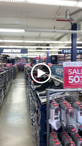 Shoe Store «SKECHERS Factory Outlet», reviews and photos, 163-11 Jamaica Ave, Jamaica, NY 11432, USA