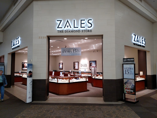 Zales - The Diamond Store, 8251 Flying Cloud Dr, Eden Prairie, MN 55344, USA, 