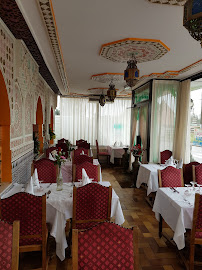 Atmosphère du Restaurant marocain Les Deux Palmiers à Gisors - n°16
