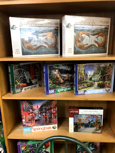 Book Store «Womrath Book Shop», reviews and photos, 76 Pondfield Rd, Bronxville, NY 10708, USA