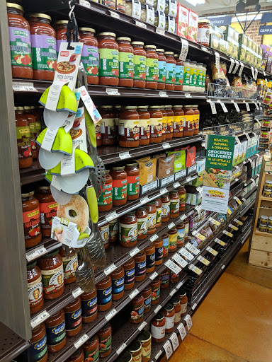 Grocery Store «Fresh Thyme Farmers Market- Naperville», reviews and photos, 790 Royal St George Dr, Naperville, IL 60563, USA