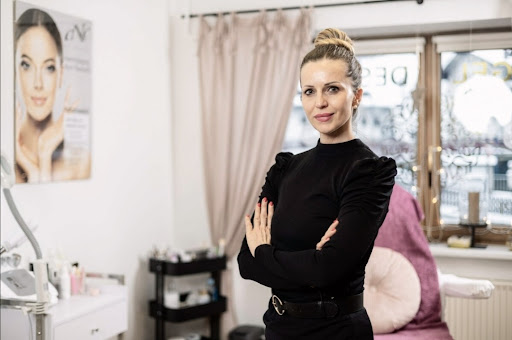 MANUFAKTUR Schönheitssalon - Manuela Maria Pfister Podologische Fusspflege Meisterbetrieb In Zellberg