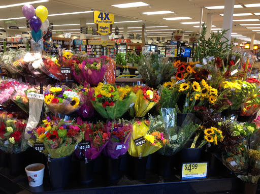 Shopping Mall «Harbour Pointe Shopping Center», reviews and photos, 11706 Mukilteo Speedway, Mukilteo, WA 98275, USA