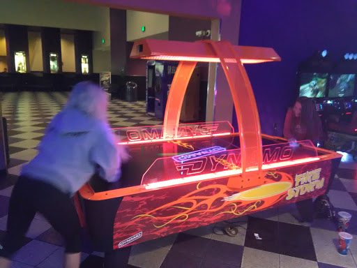 Movie Theater «Starplex 12 (EVO Entertainment Group)», reviews and photos, 1250 Wonder World Dr, San Marcos, TX 78666, USA