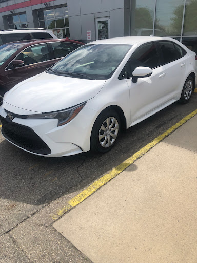 Toyota Dealer «Walker Toyota», reviews and photos, 8457 N Springboro Pike, Miamisburg, OH 45342, USA