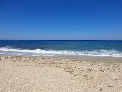 Plaka beach'in fotoğrafı ve güzel manzarası