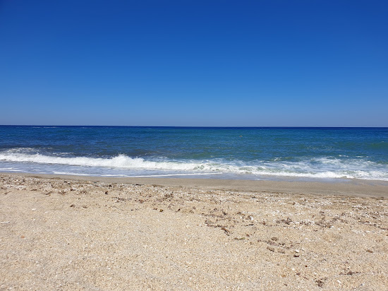 Plaka beach