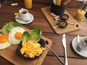 Photo n°18 de Le Brunch à Calvi ()