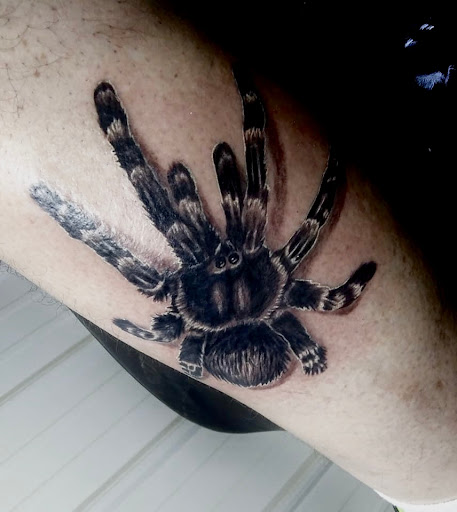 Explore minimalist tattoo ideas for woman, creative tattoo ideas in Norman, available at Out of line tattoo