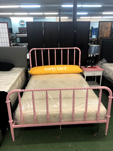 Furniture Store «C W Furnishings Inc», reviews and photos, 501 W St, Sacramento, CA 95818, USA