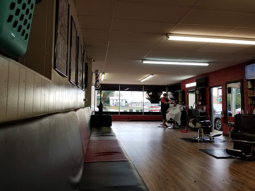 Barber Shop «Exclusive Fades Barbershop», reviews and photos, 207 S Center St, Plano, IL 60545, USA