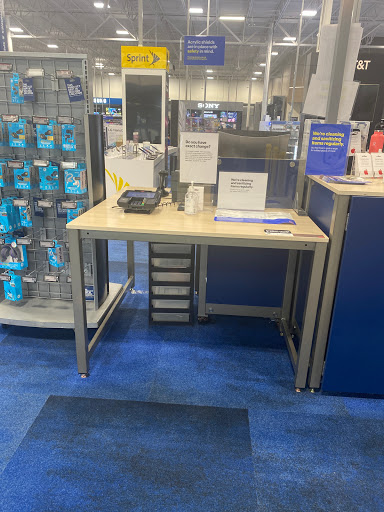 Electronics Store «Best Buy», reviews and photos, 3401 Jefferson Davis Hwy, Alexandria, VA 22305, USA