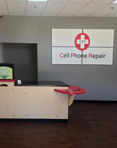 Mobile Phone Repair Shop «CPR Cell Phone Repair Eastvale», reviews and photos, 12571 Limonite Ave Suite 250, Mira Loma, CA 91752, USA