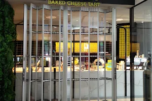 Hokkaido Baked Cheese Tart Box Hill image