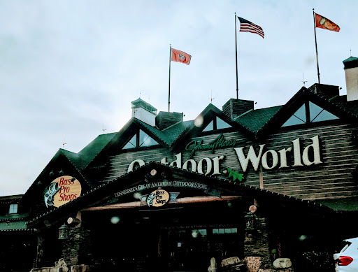 Sporting Goods Store «Bass Pro Shops», reviews and photos, 323 Opry Mills Dr, Nashville, TN 37214, USA