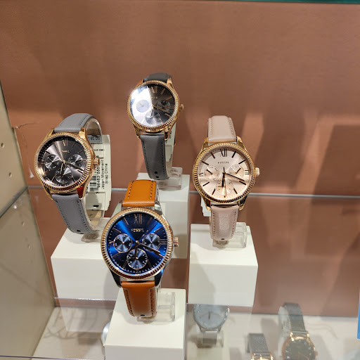 Watch Store «Fossil Outlet Store», reviews and photos, 18521 Outlet Blvd #725, Chesterfield, MO 63005, USA