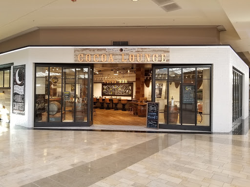 Shopping Mall «Ross Park Mall», reviews and photos, 1000 Ross Park Mall Dr, Pittsburgh, PA 15237, USA