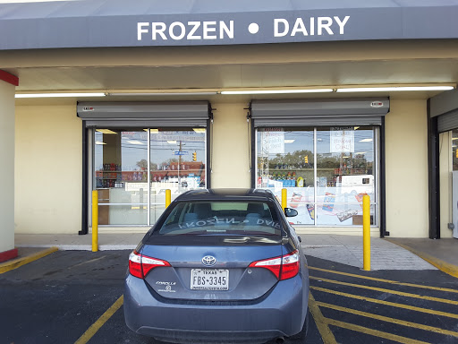 Grocery Store «Grocery Outlet», reviews and photos, 1568 Austin Hwy, San Antonio, TX 78218, USA