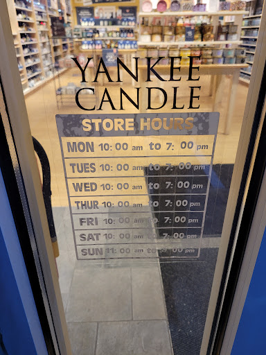 Yankee Candle Co, 280 School St, Mansfield, MA 02048, USA, 