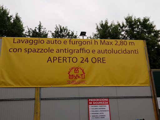 Autolavaggio Padova - lavaggio interni, esterni e igenizzazione tappezzeria - MULTI WASH