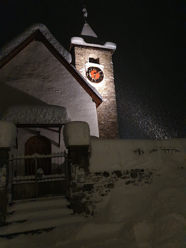Rezensionen über Reformierte Kirche Tschiertschen in Davos - Kirche