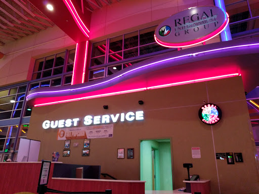 Movie Theater «Regal Cinemas Southland Mall 16», reviews and photos, 20505 S Dixie Hwy, Cutler Bay, FL 33189, USA