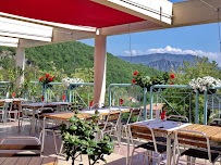 Atmosphère du Restaurant familial Le Florian - Restaurant Bar Tabac à Bouyon - n°1