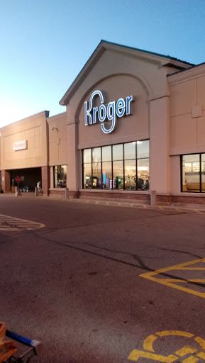 Grocery Store «Kroger», reviews and photos, 1001 Cherry St, Blanchester, OH 45107, USA