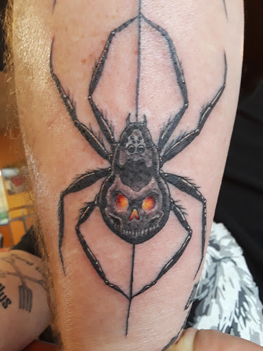 Tattoo Shop «Glass Beetle Tattoo», reviews and photos, 530 McConnell Ave, Santa Rosa, CA 95404, USA