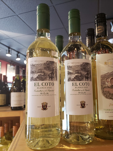 Wine Store «The Broadway Wine Merchants», reviews and photos, 17 Oakway Center, Eugene, OR 97401, USA