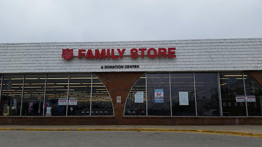 Thrift Store «The Salvation Army Family Store & Donation Center», reviews and photos, 6715 Dempster St, Morton Grove, IL 60053, USA