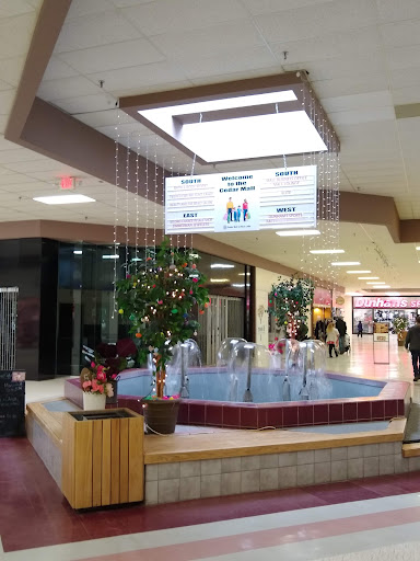 Cedar Mall At Rice Lake, 2900 S Main St, Rice Lake, WI 54868, USA, 