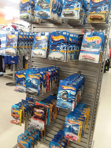 Thrift Store «JUNK 4 UR TRUNK THRIFT STORE», reviews and photos, 5494 New Jesup Hwy, Brunswick, GA 31523, USA