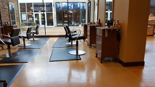 Hair Salon «phresh spa salon», reviews and photos, 1639 Park Pl Blvd, St Louis Park, MN 55416, USA