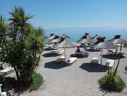 Benitses beach II'in fotoğrafı - rahatlamayı sevenler arasında popüler bir yer