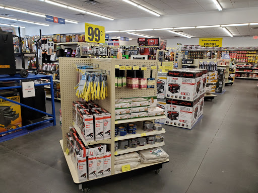 Hardware Store «Harbor Freight Tools», reviews and photos, 1317 E Osceola Pkwy, Kissimmee, FL 34744, USA