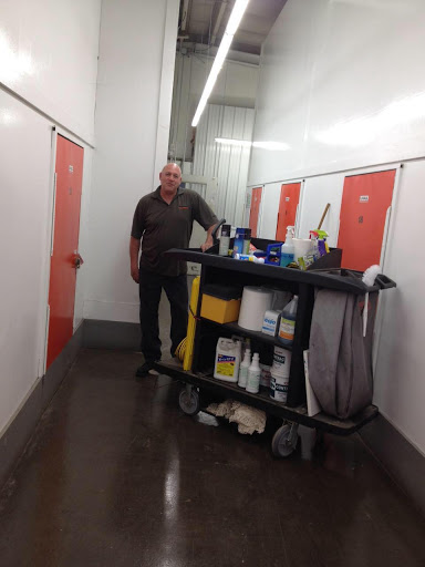 Truck Rental Agency «U-Haul Moving & Storage of Taunton», reviews and photos, 35 Cape Rd, Taunton, MA 02780, USA