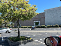 Launderland South Shore - Photo 5 - Car repair in Alameda, CA, Oakland