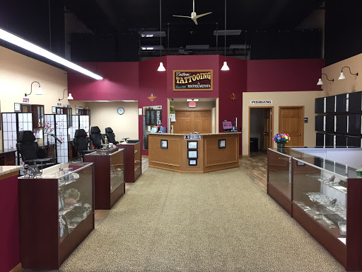 Tattoo Shop «Vanity Tattoo», reviews and photos, 28 S Western Ave, Carpentersville, IL 60110, USA