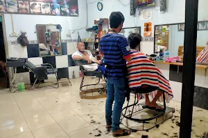 Magic Barber Mas Farrel image