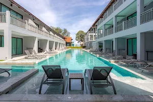 Khao Lak Emerald Beach Resort & Spa image