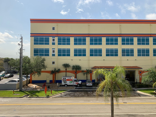 Self-Storage Facility «Value Store It Self Storage North Miami Beach», reviews and photos, 901 N Miami Beach Blvd, North Miami Beach, FL 33162, USA