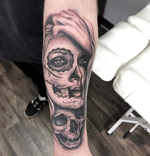 MonsterInk Tattoo Studio - Manchester
