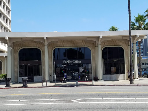 Print Shop «FedEx Office Print & Ship Center», reviews and photos, 555 E Ocean Blvd Suite 102, Long Beach, CA 90802, USA